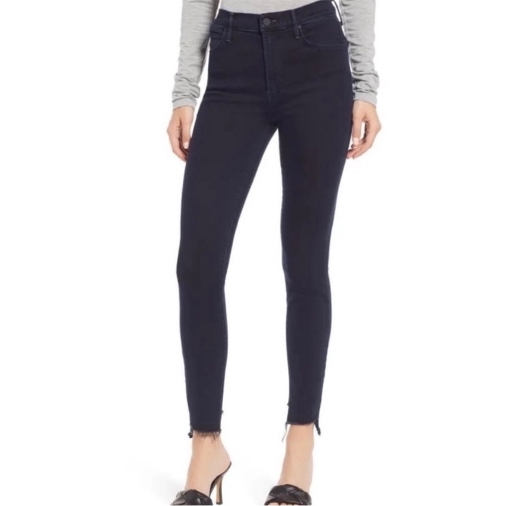 MOTHER Women's Skinny Ankle Jeans. Dark blue. Has stretch